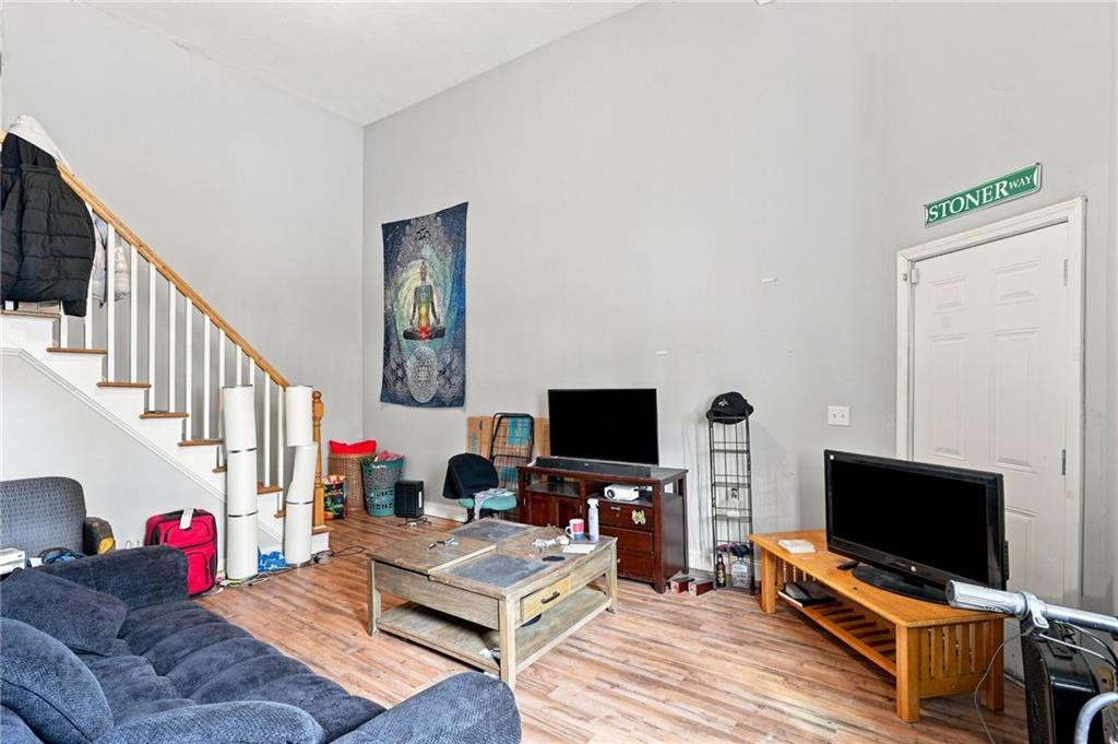 419 421 Orms Street Property Photo 38