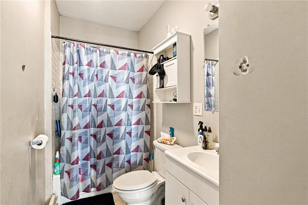 419 421 Orms Street Property Photo 42