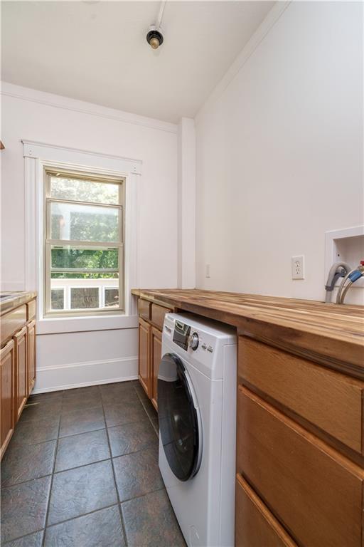 1729 South Road Unit 1 Property Photo 11