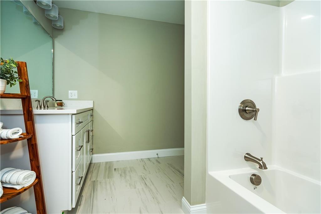 13 Fieldstone Way Property Photo 35