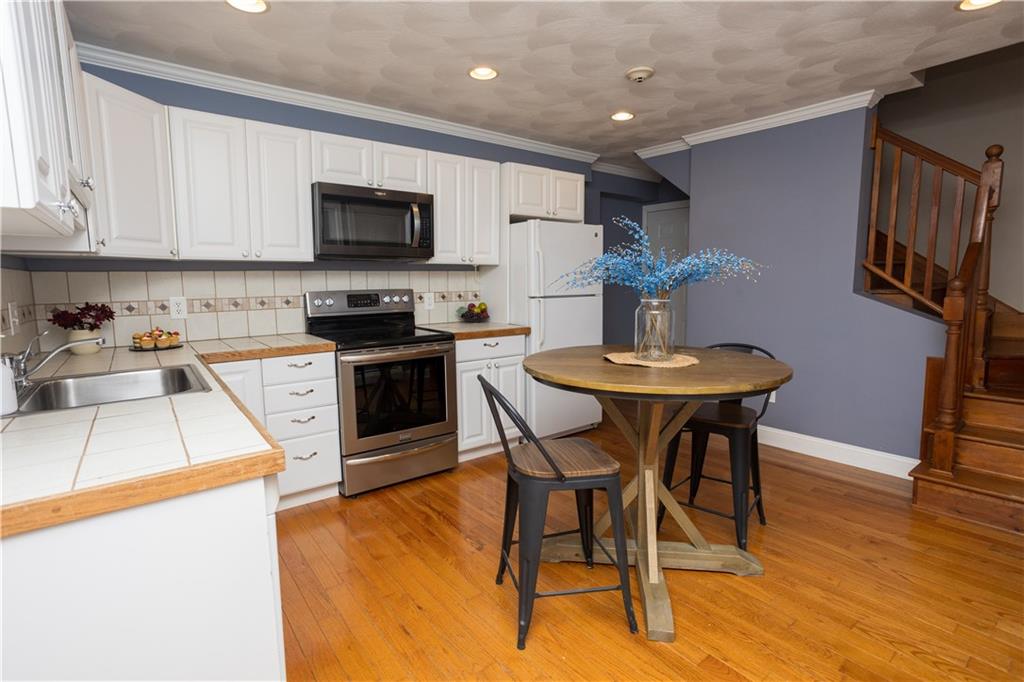 2799 Pawtucket Avenue Property Photo 2