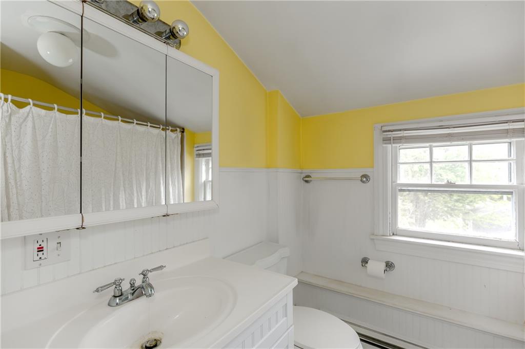97 Floral Avenue Property Photo 22