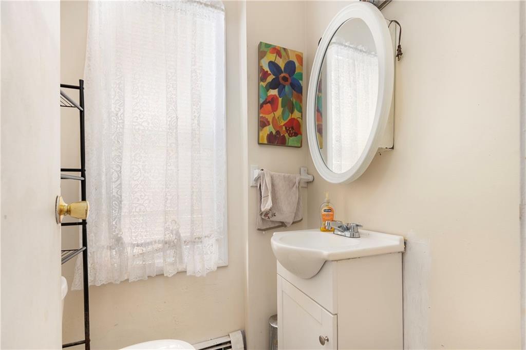 292 California Avenue Property Photo 15