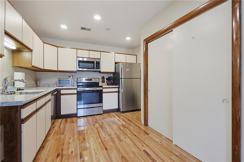 35 Kristee Circle Circle Unit 35 Property Photo 4