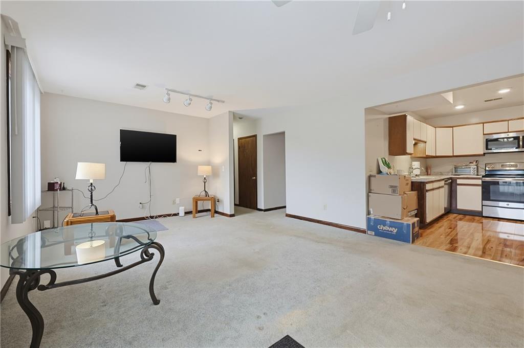 35 Kristee Circle Circle Unit 35 Property Photo 8