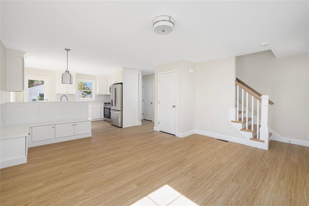 19 Wood Street Unit A Property Photo 24