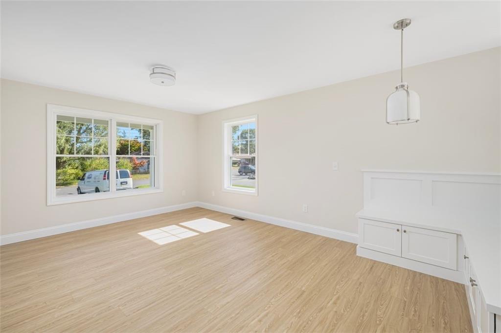 19 Wood Street Unit A Property Photo 28
