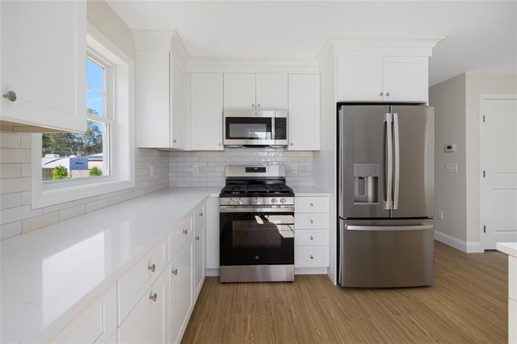 19 Wood Street Unit A Property Photo 30