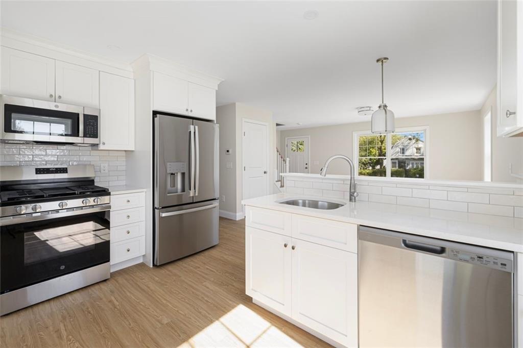 19 Wood Street Unit A Property Photo 31