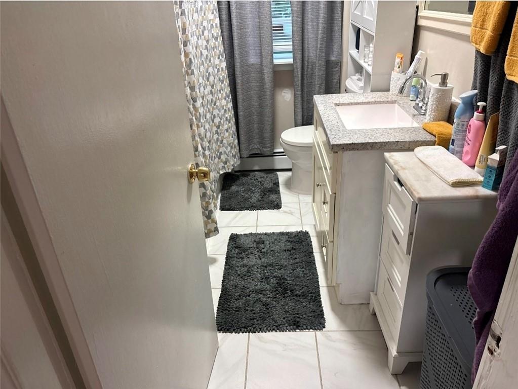 210 Lynch Street Property Photo 6