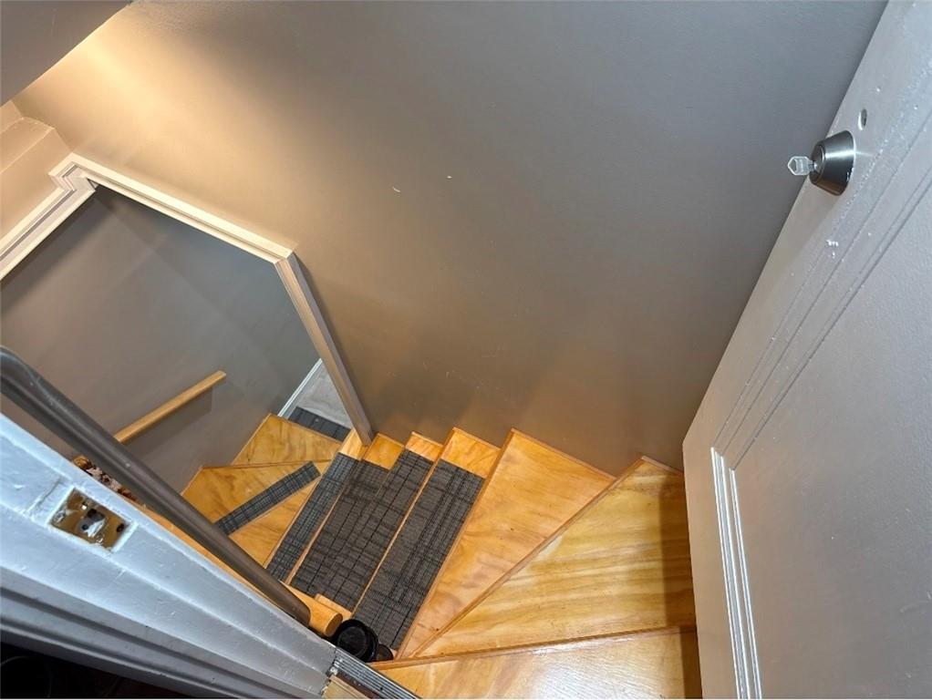 210 Lynch Street Property Photo 17