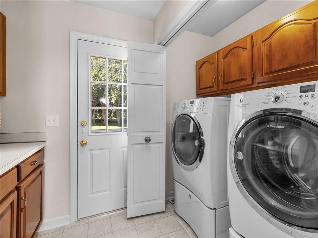 95 Holman Street Property Photo 37