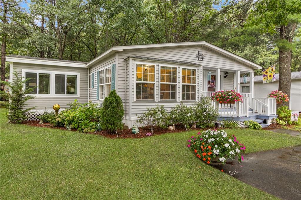95 Lear Drive Property Photo 3