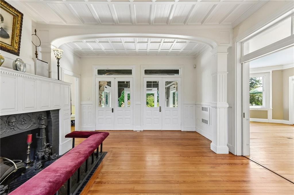 25 Wildfield Farm Road Property Photo 12