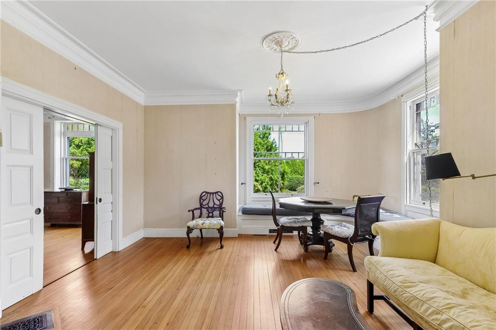 25 Wildfield Farm Road Property Photo 17