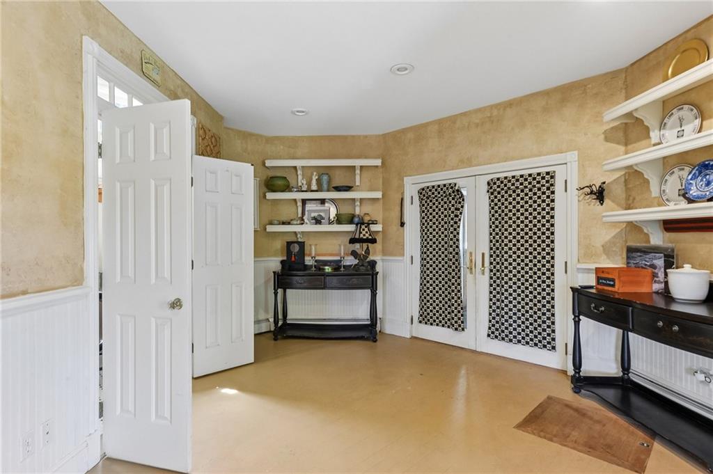 25 Wildfield Farm Road Property Photo 22
