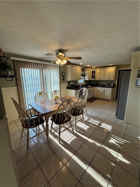 73 Armory Drive Property Photo 4