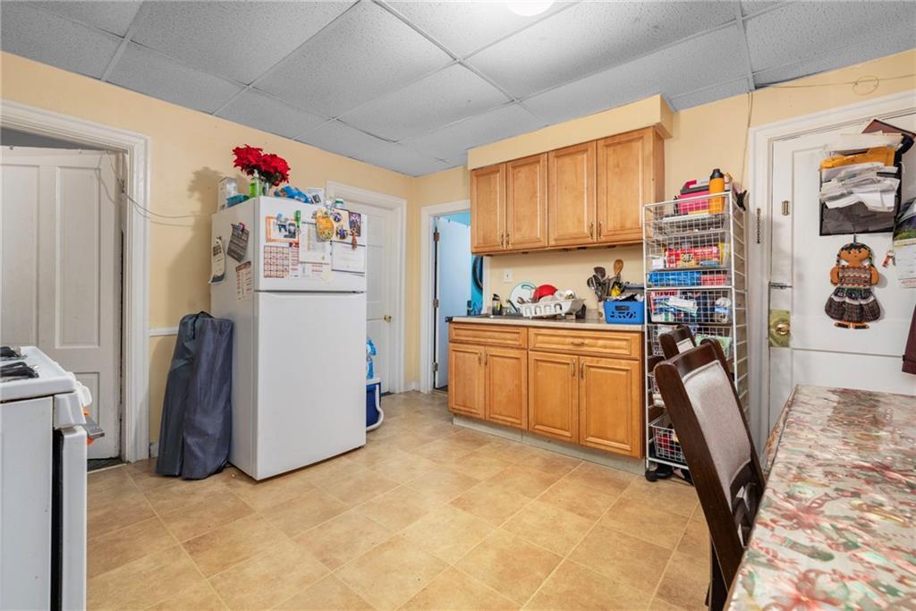 57 What Cheer Avenue Property Photo 7
