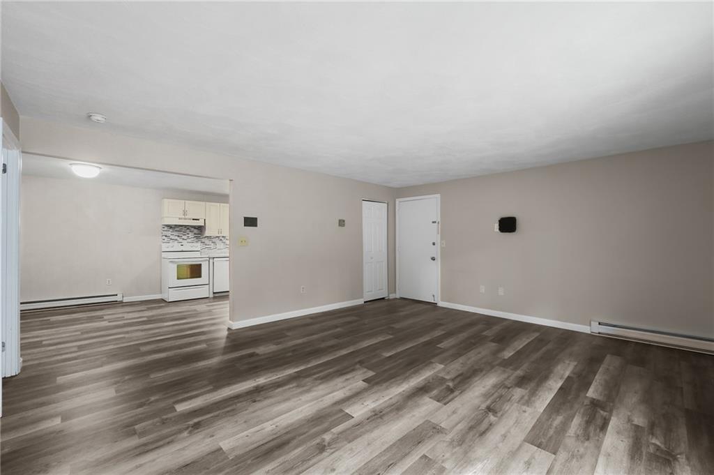 300 Smithfield Road Unit 5-34 Property Photo 16