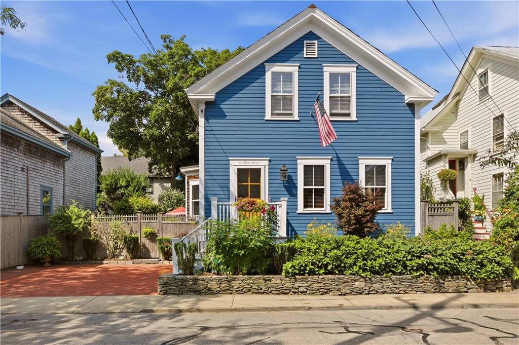 72 Third Street Property Photo 1