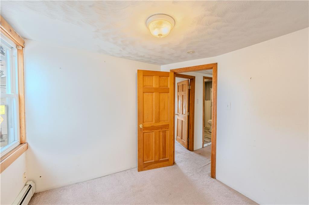 738 Lonsdale Avenue Property Photo 9