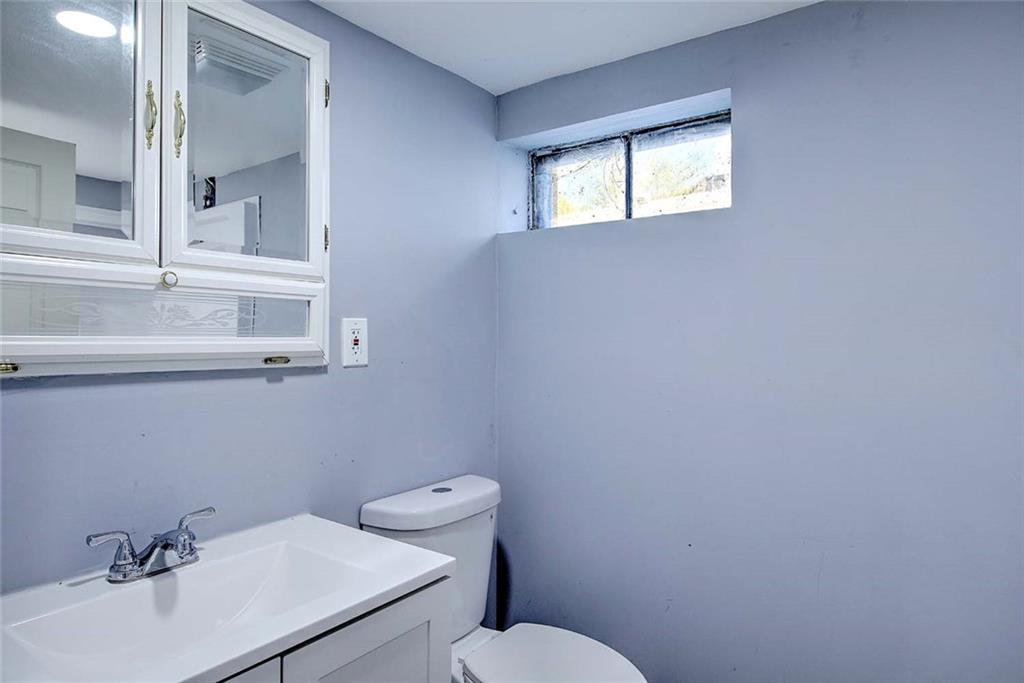 8 Ashby Street Property Photo 32