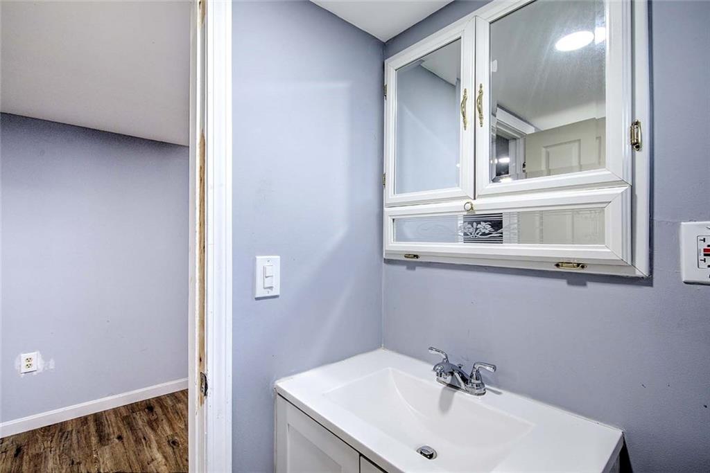 8 Ashby Street Property Photo 33