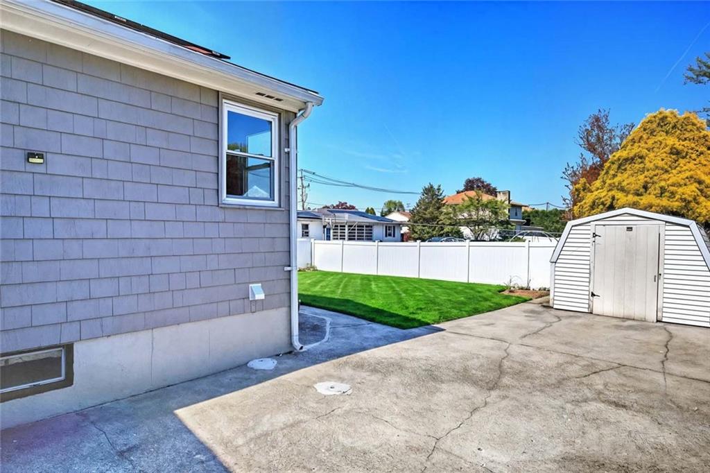 8 Ashby Street Property Photo 37