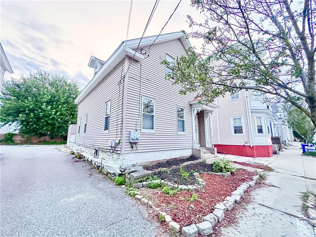137 Sutton Street Property Photo 2