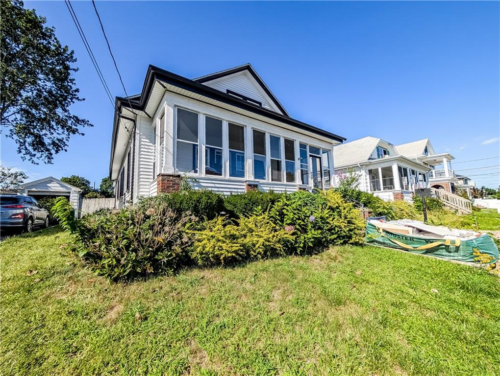 102 Burnside Street Property Photo 2
