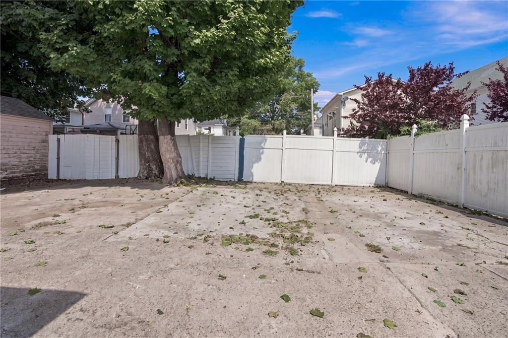 19 Carr Street Property Photo 31