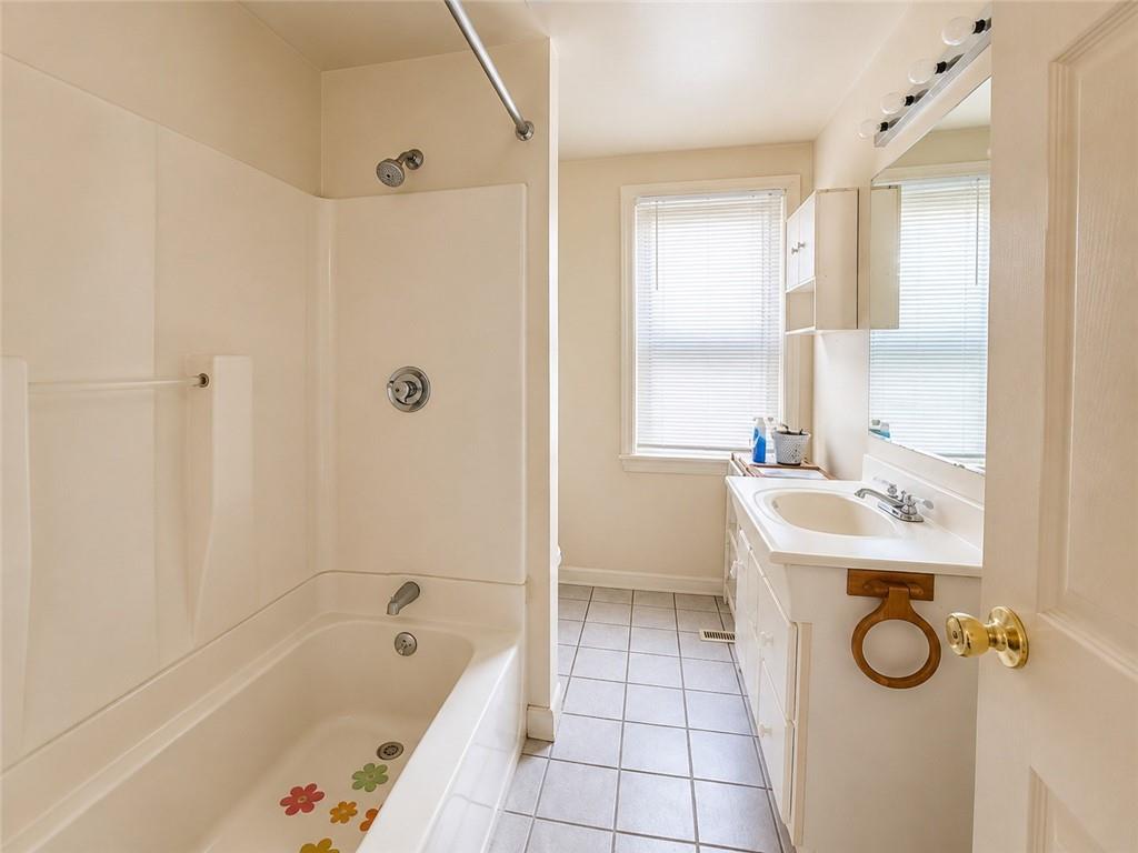 276 East Street Property Photo 10