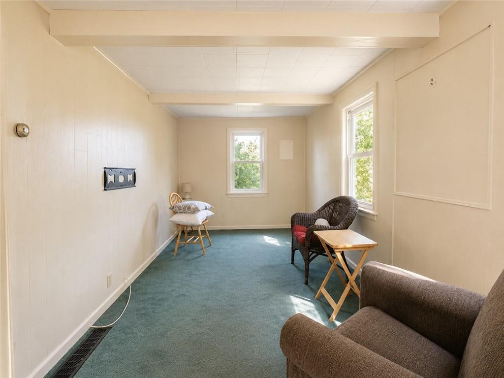 276 East Street Property Photo 11