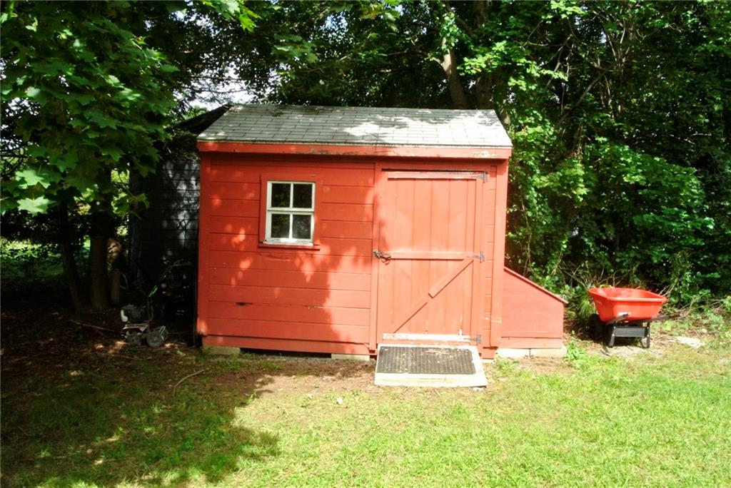 34 Kelly Lane Property Photo 6