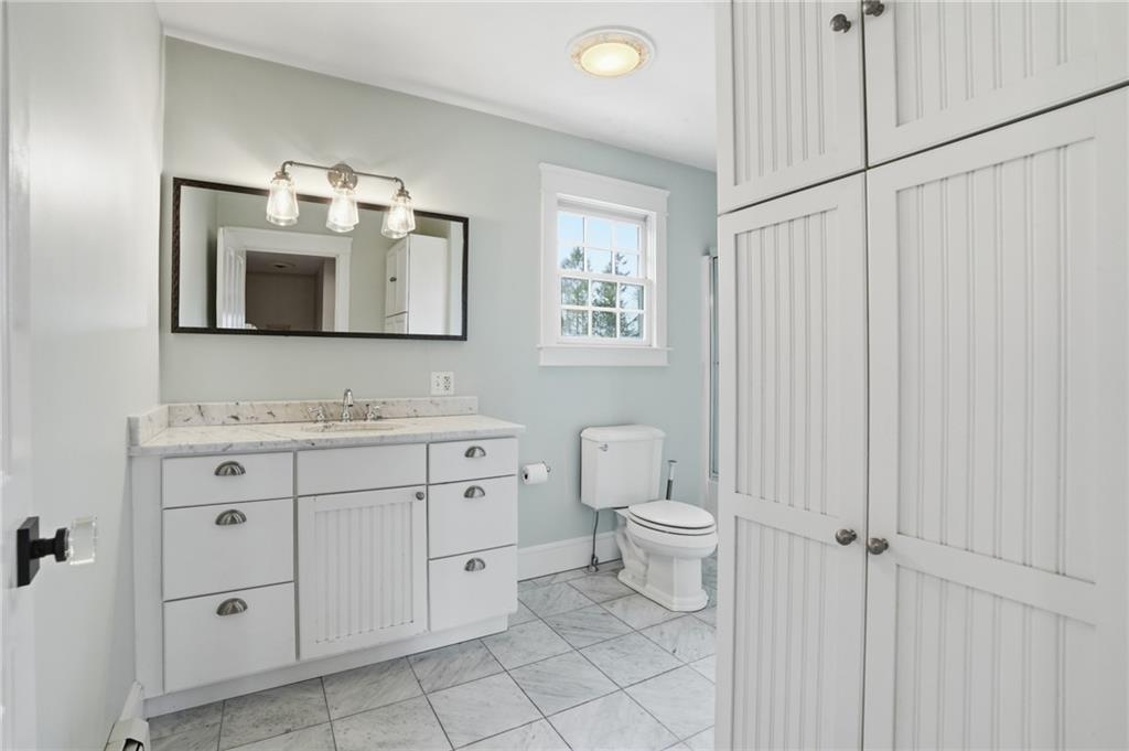 2269 East Main Road Property Photo 43