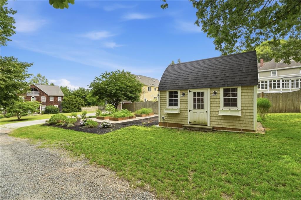 2269 East Main Road Property Photo 49