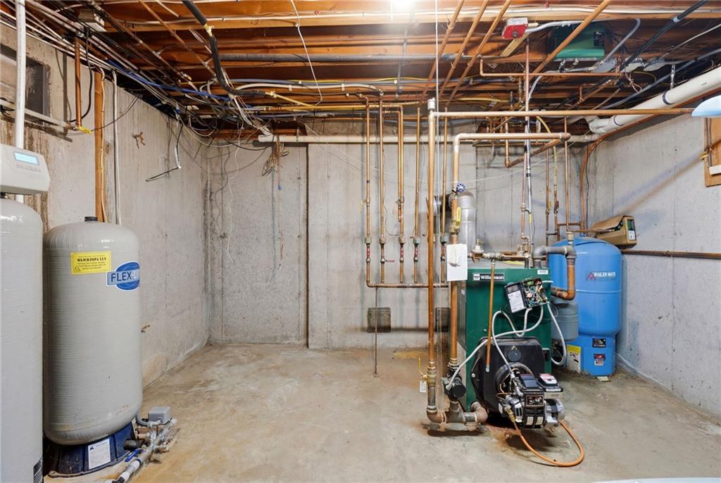 219 West Reach Drive Property Photo 34