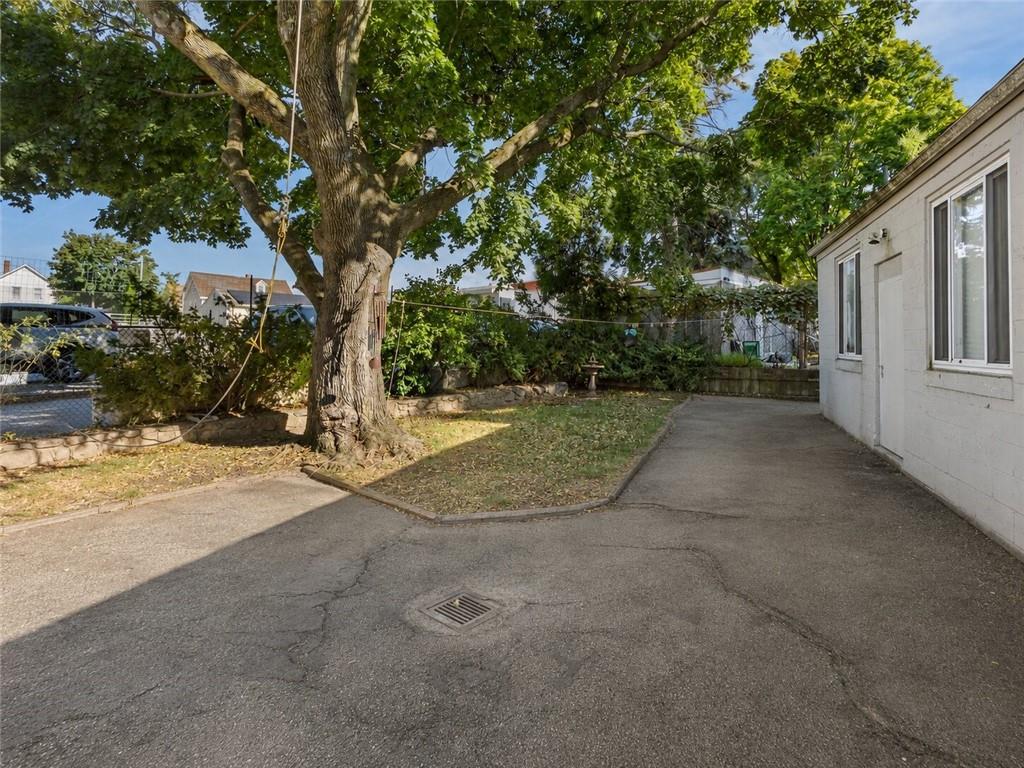 68 Ledge Street Property Photo 27