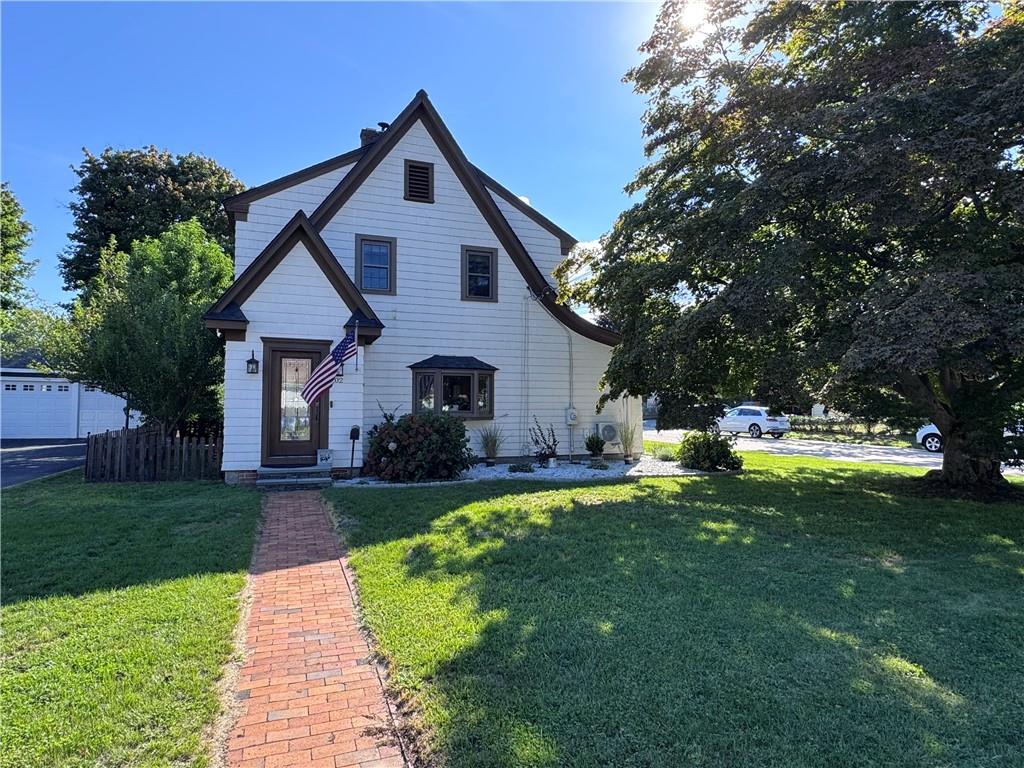 102 Hillard Avenue Property Photo 1