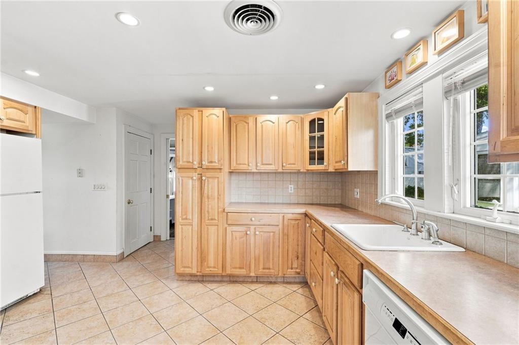 77 Ausdale Road Property Photo 10