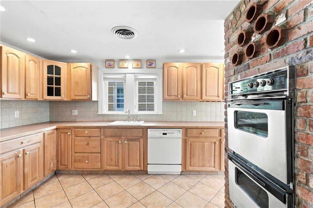 77 Ausdale Road Property Photo 13