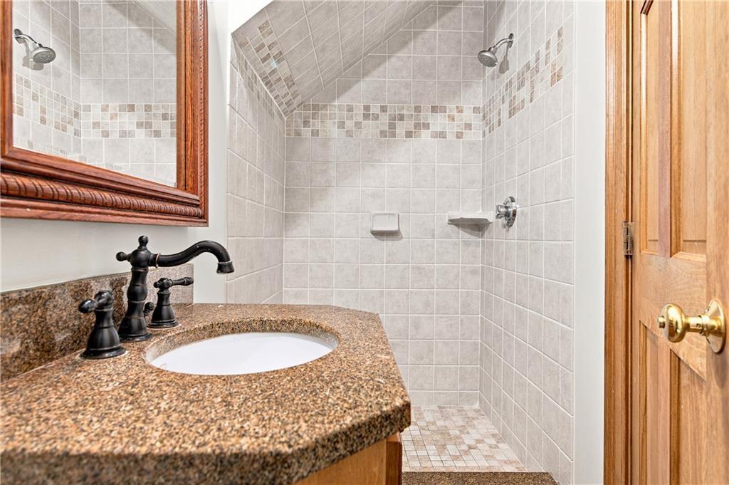 45 Pine Swamp Road Property Photo 11