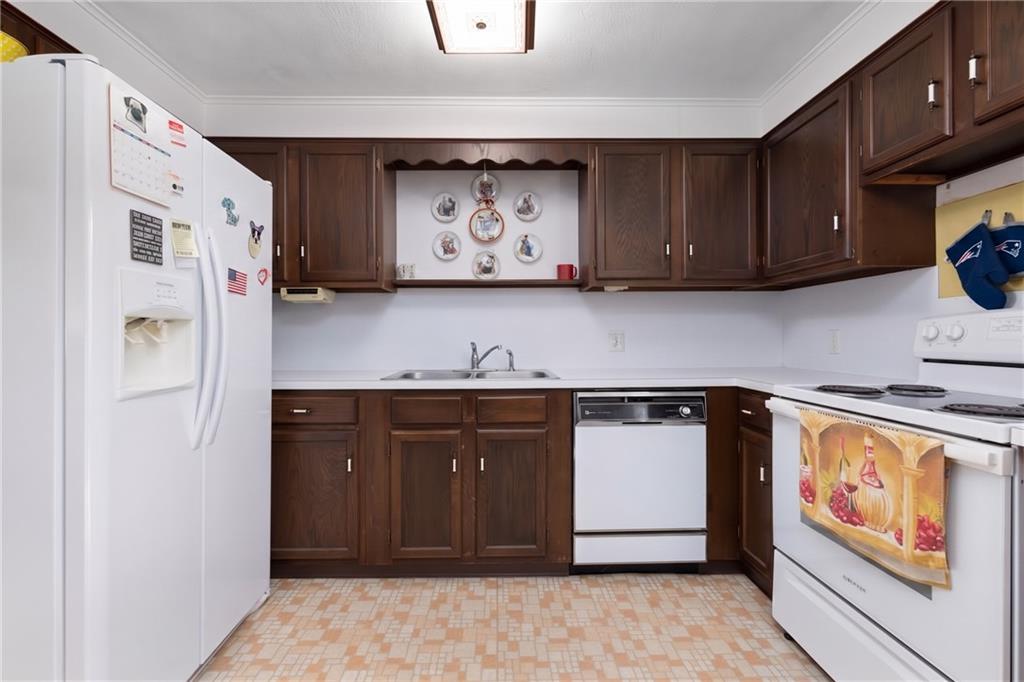 16 Dresden Street Property Photo 8