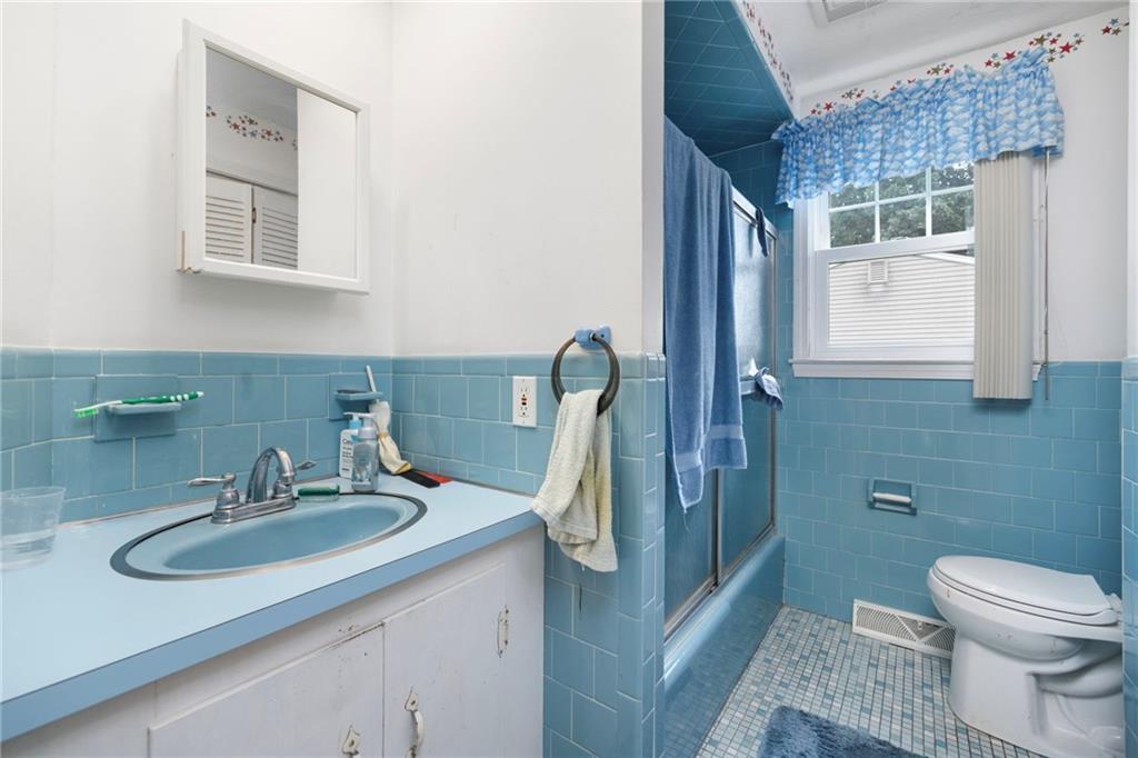 16 Dresden Street Property Photo 12