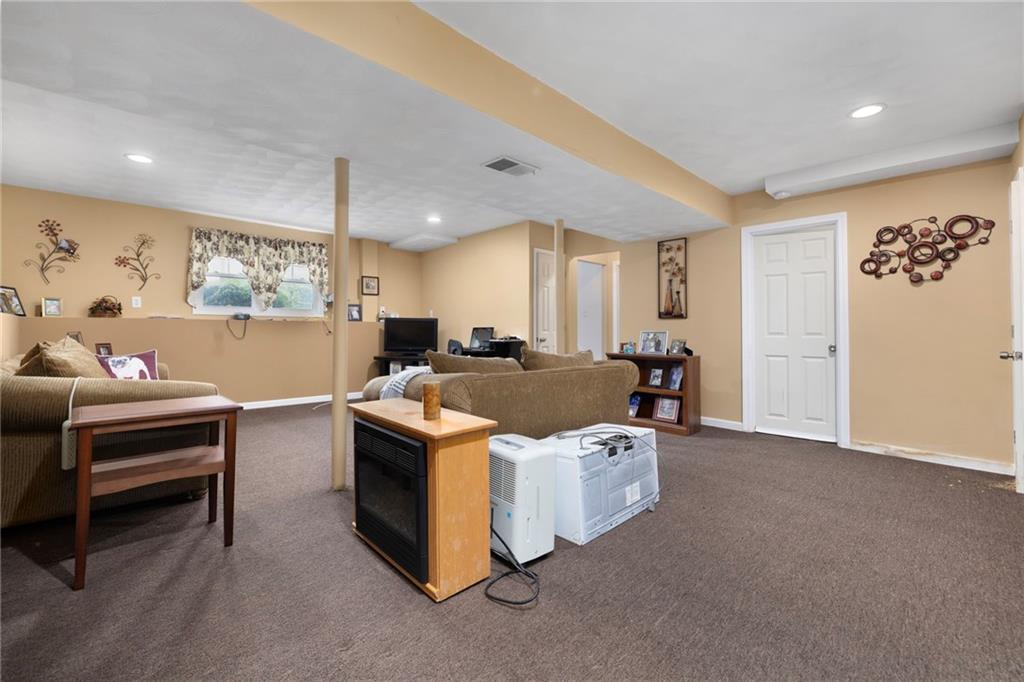 16 Dresden Street Property Photo 14
