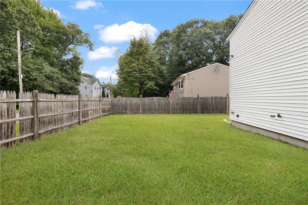 16 Dresden Street Property Photo 19
