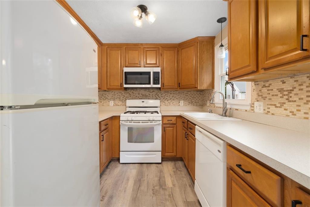 120 Tampa Street Property Photo 12