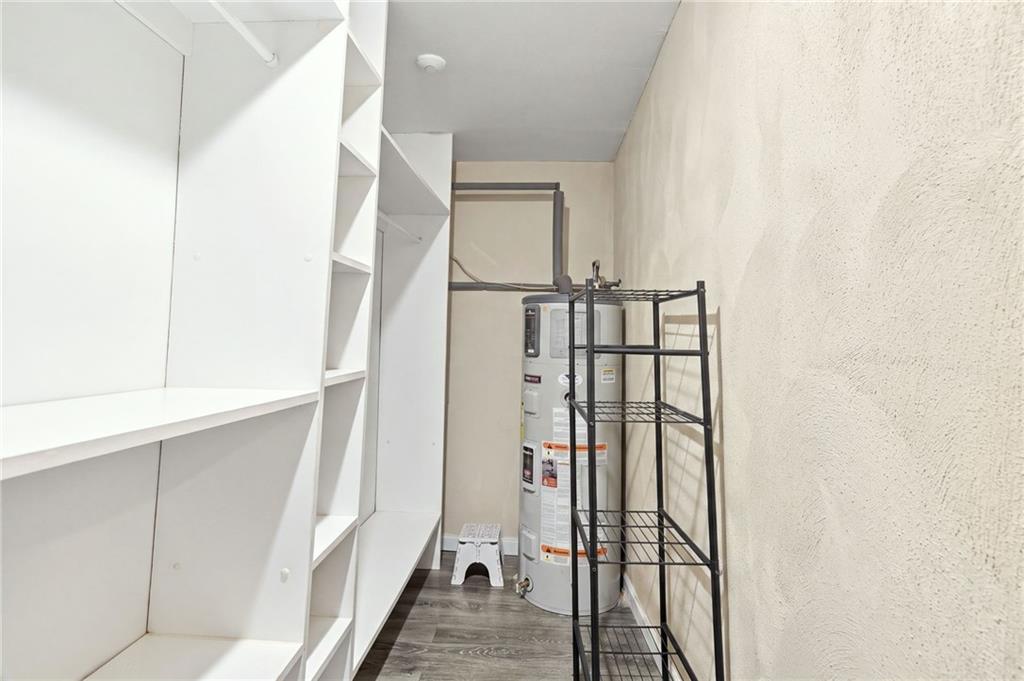 200 Manville Hill Road Unit F127 Property Photo 14