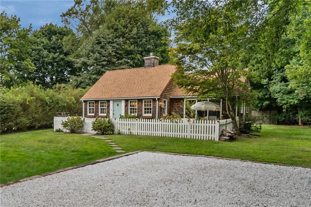 76 Nautilus Street Property Photo 2