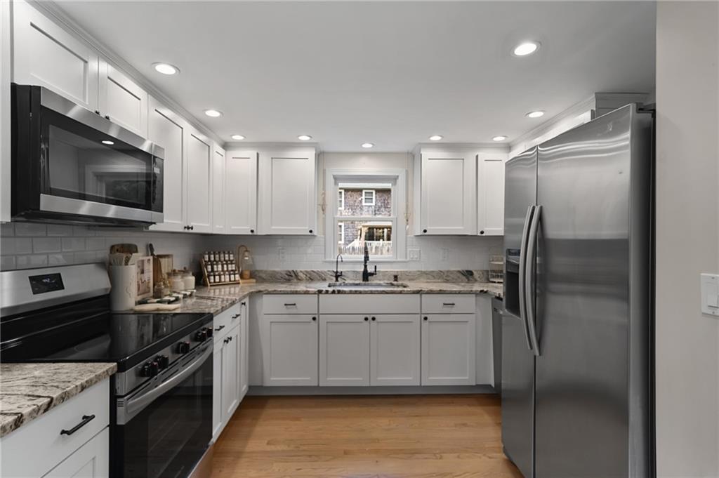 76 Nautilus Street Property Photo 13